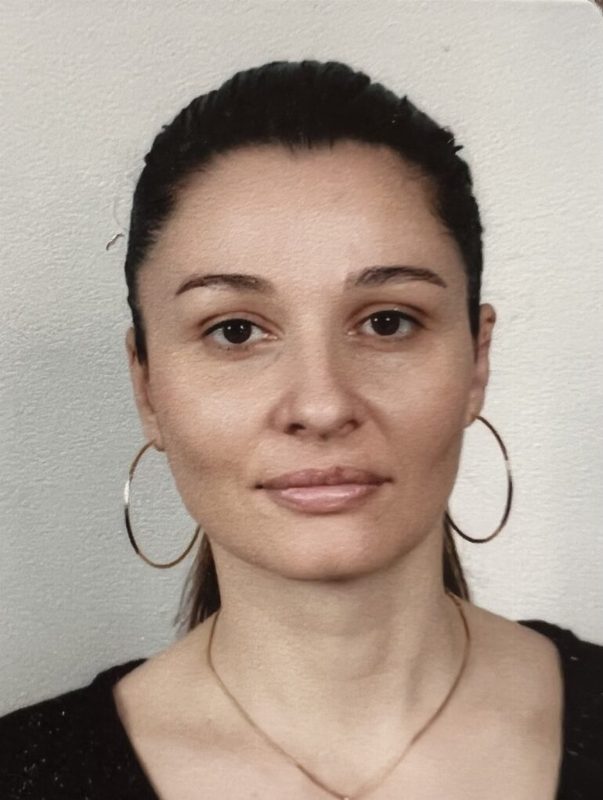 Ива Костова